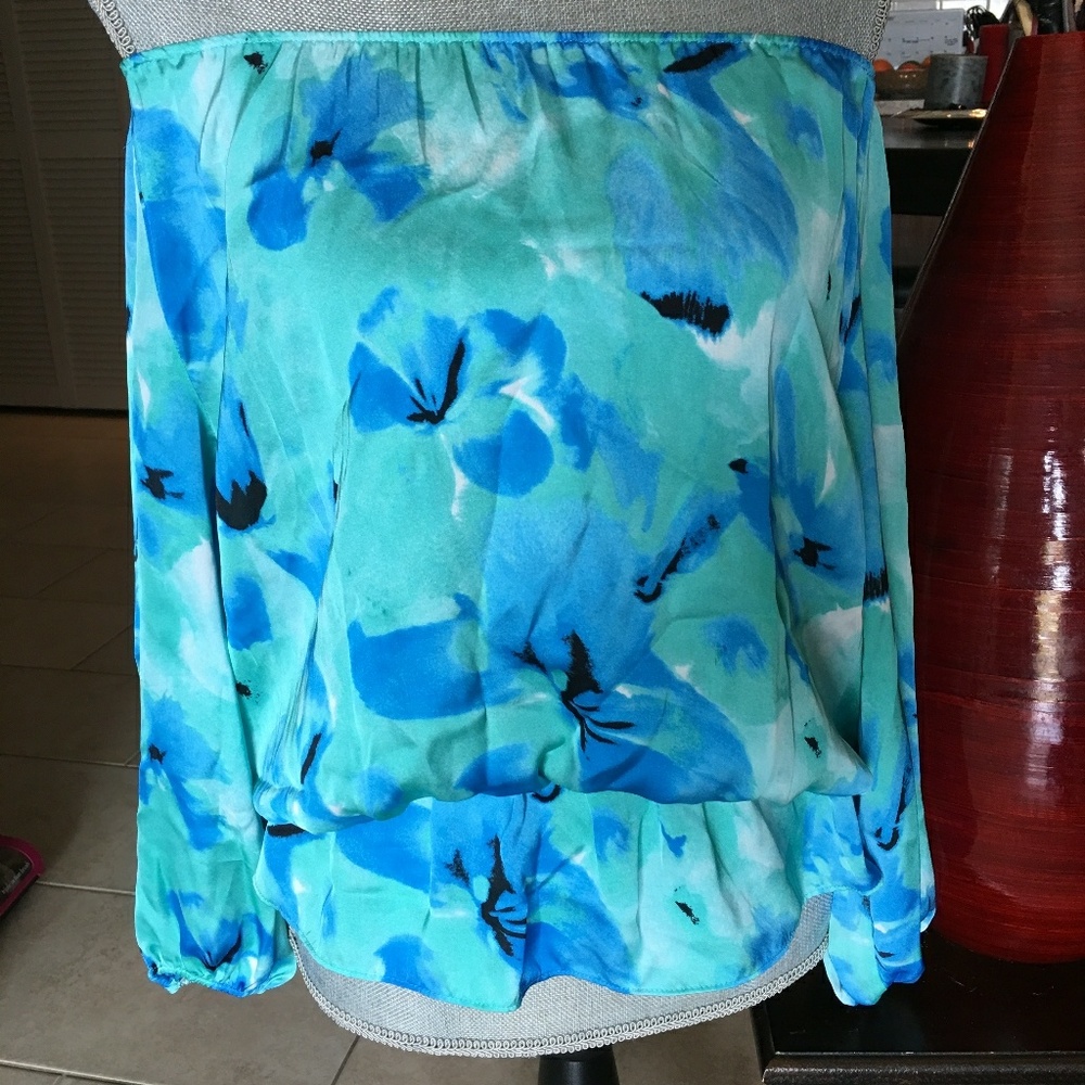 Vince Camuto Off the Shoulder Top